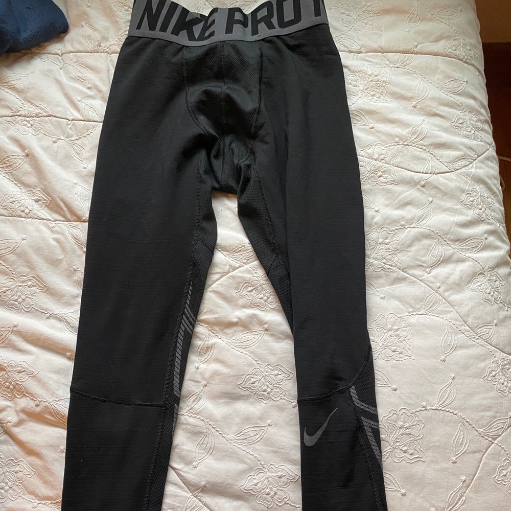 Men’s Nike pro compression pants